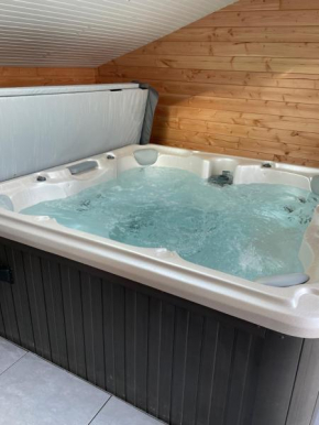 Magnifique corps de ferme rénové avec Jacuzzi